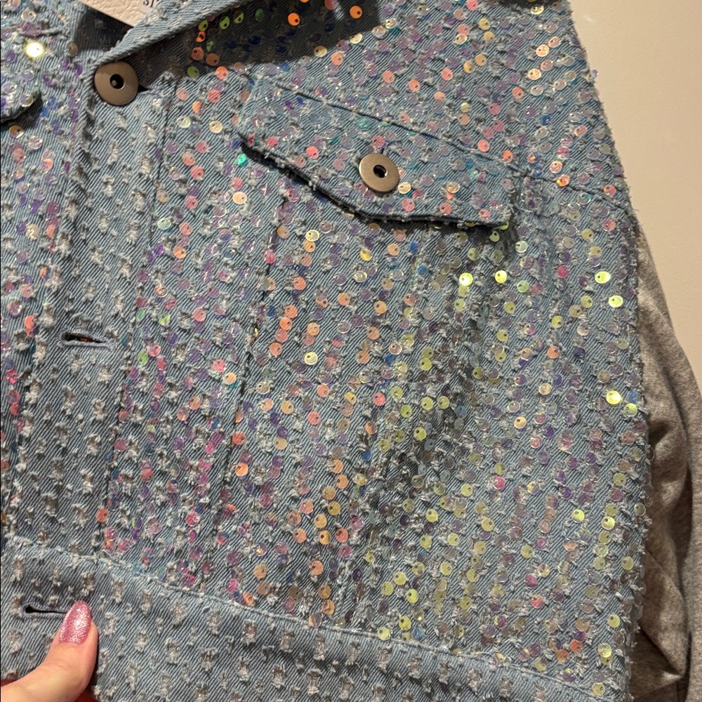 Dance & Marvel cropped sequin/sweater jean jacket- size M - Picture 4 of 5